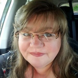 Meet your Posher, Sissy